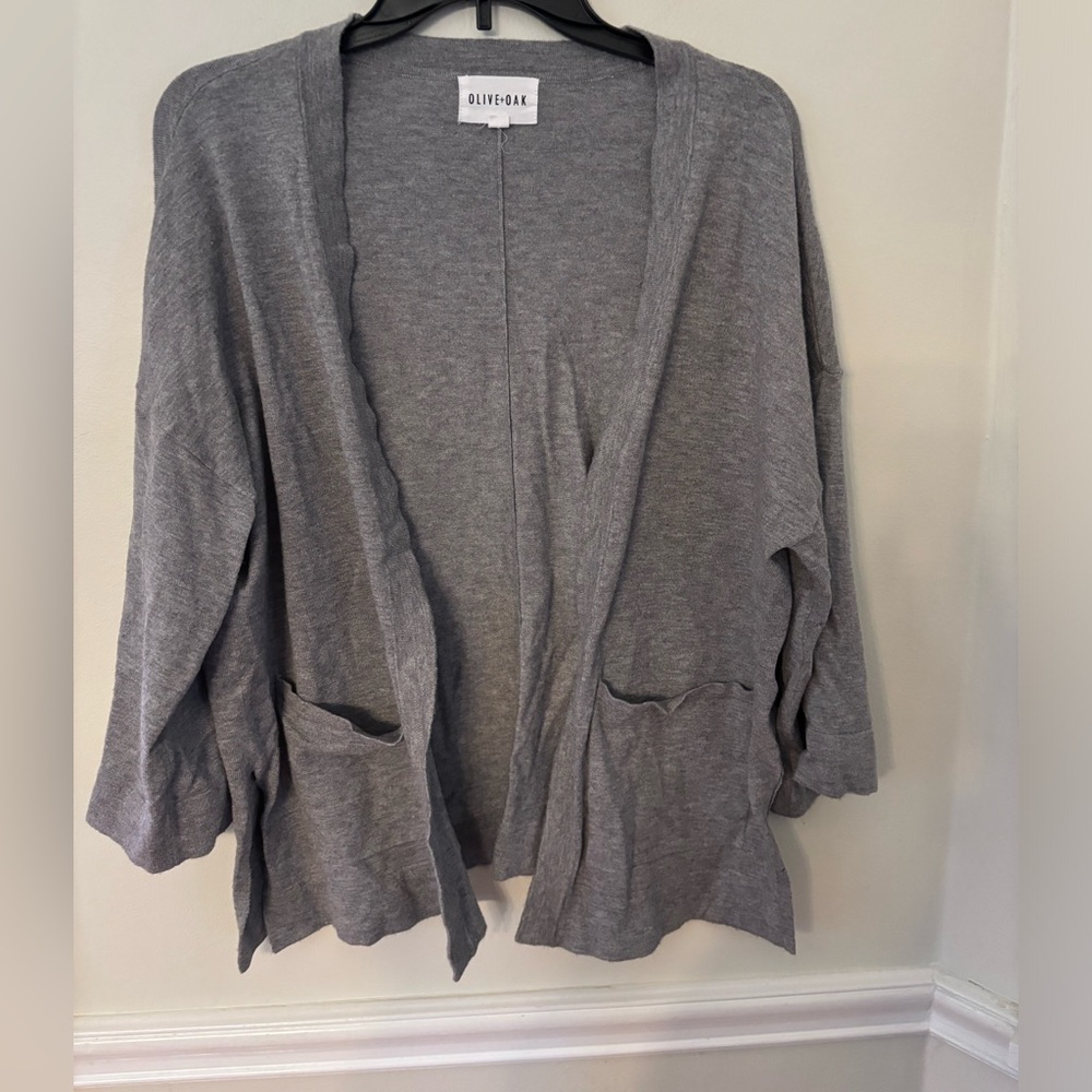 Versatile and soft grey cardigan